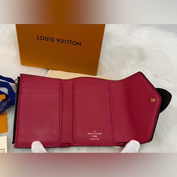 SOLD‼️Louis Vuitton Black/Pink Pont 9 Wallet - Picture 11 of 17